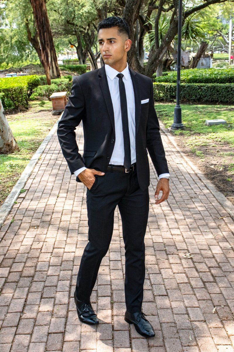 Traje Negro Super Slim / Slim
